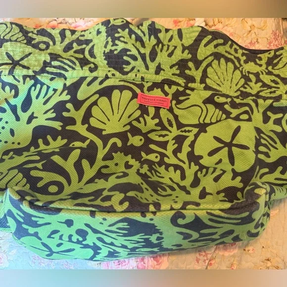 Vineyard Vines Large Beach Tote. Rope handles. Green and Blue - Picture 2 of 3